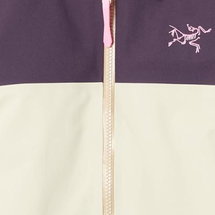 Swatch Image of color Cosmic Bloom