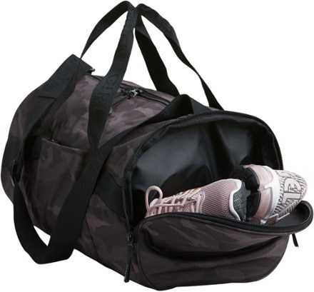 Athleta Limitless Overnight Bag - Kids' 3