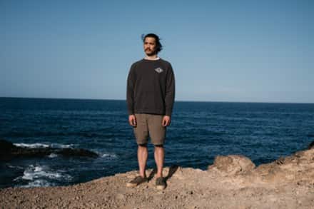 Location Image of color Woodsmoke