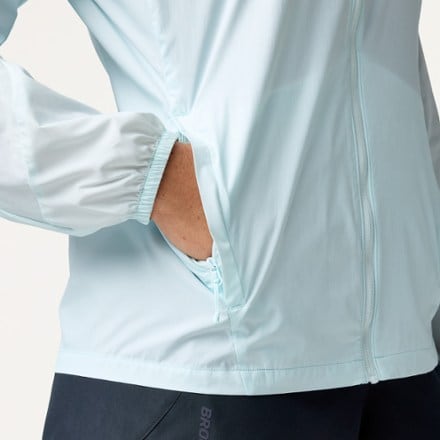 Brooks Canopy Packable Jacket - Women's 3