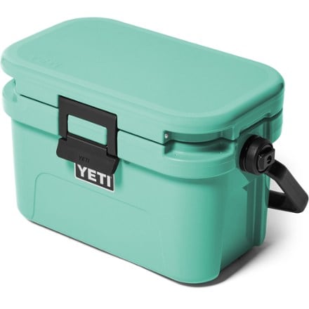 YETI Roadie 8 Hard Cooler 2