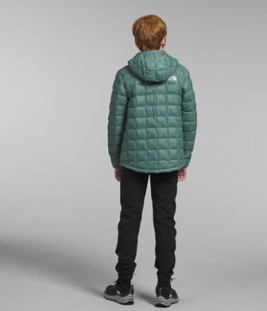 The North Face ThermoBall Insulated Hooded Jacket - Boys' 3
