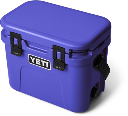 YETI Roadie 15 Cooler 2