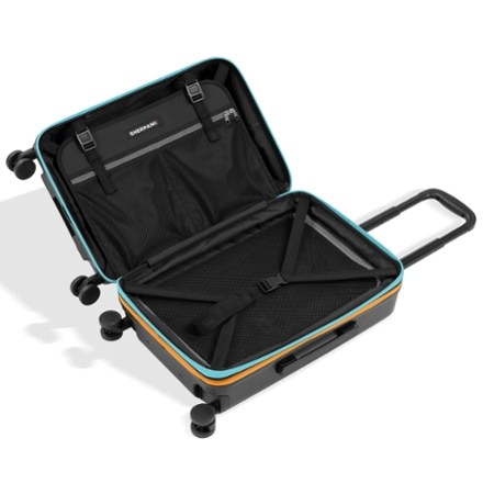 Sherpani Meridian 22" Carry-On Hardside Wheeled Luggage 3