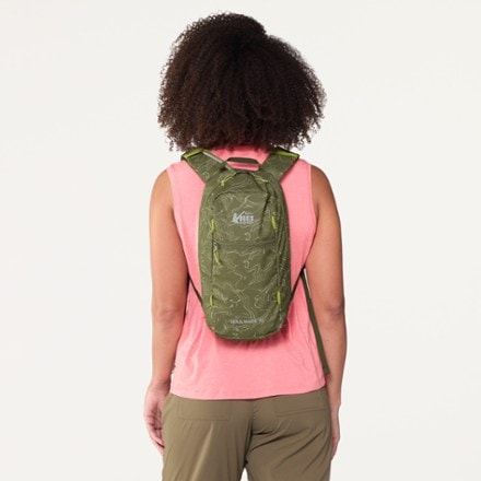 REI Co-op Trailmade 10 Hydration Pack 1