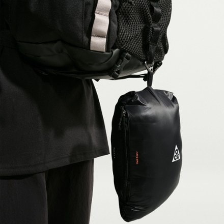 Nike ACG Lava Flow UL Down Jacket - Men's 7