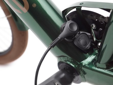Electra Townie Go! 7D Step-Over Electric Bike 6