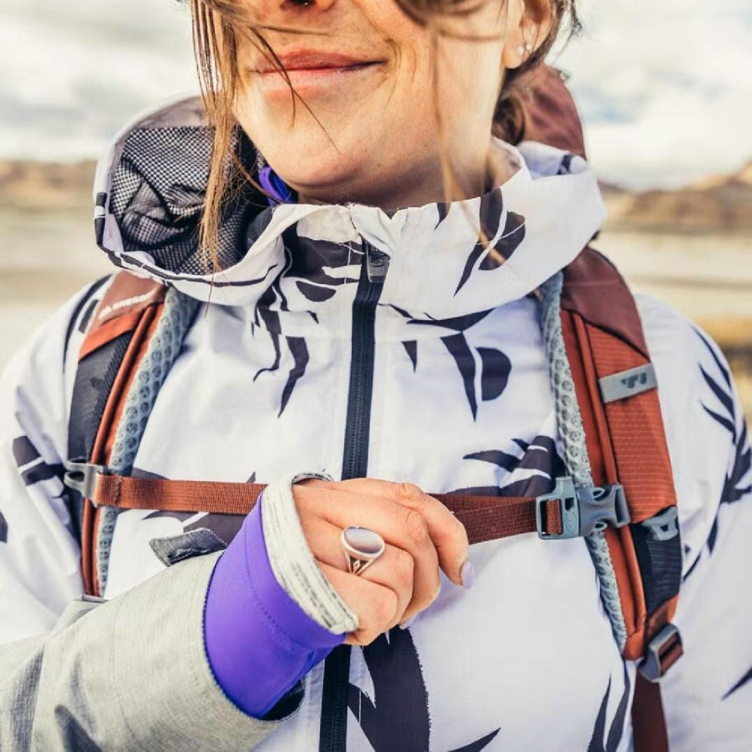 Location Image for Maven 55 Pack - Closeout - Women's