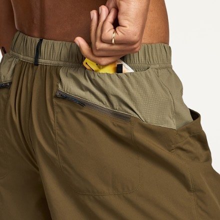 Janji Trekker 6" Shorts - Men's 6