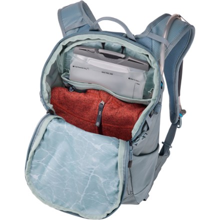 Thule AllTrail 16 L Hydration Pack 7