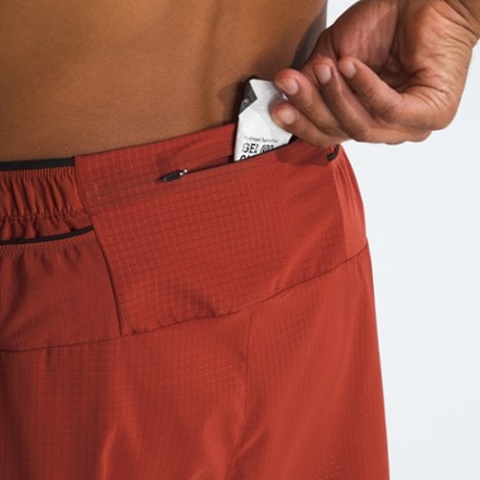 The North Face Summit Series Pacesetter 5" Shorts - Men's 4