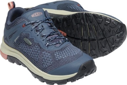 keen womens hiking boots clearance