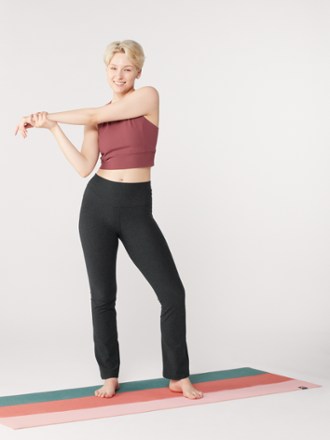 Rei yoga tops 2025