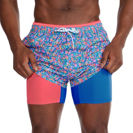 Chubbies Stretch 5.5" Lined Swim Trunks - Men's 7