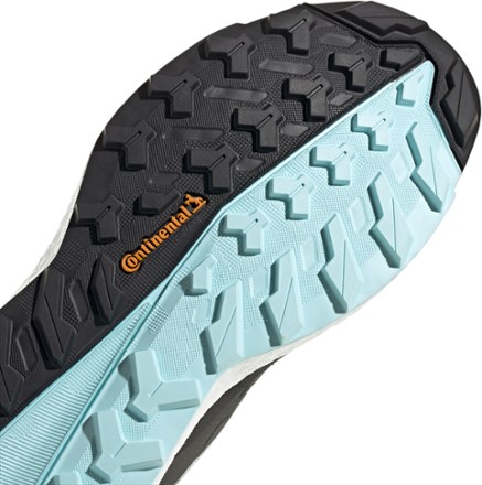 adidas Terrex Free Hiker GORE-TEX 2.0 Low Hiking Shoes - Women's 7