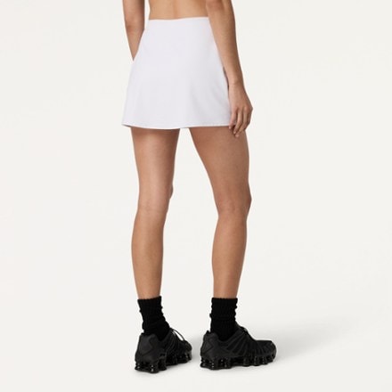 Vuori AllTheForm Skirt 2