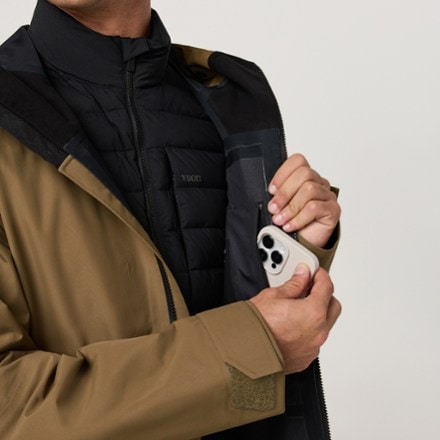Vuori Taika Shell Jacket - Men's 8