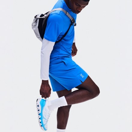 On Core 7" Shorts - Men's 4
