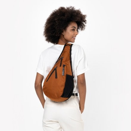 Sherpani Esprit AT Sling Bag 4