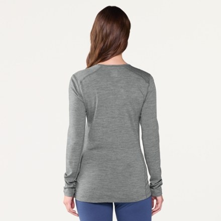 Icebreaker Merino 200 Oasis Long-Sleeve Crewe Thermal Top - Women's 3