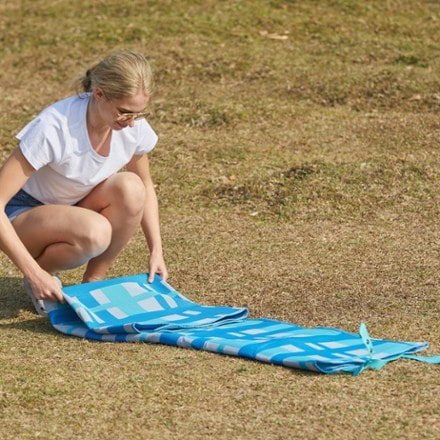 CGear Multimats Sand-Free Picnic Mat 6