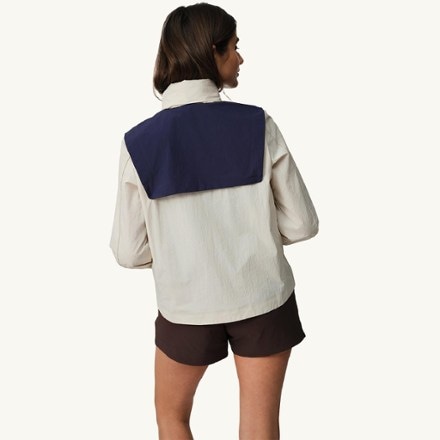 Hikerkind Packable Windbreaker - Women's 5