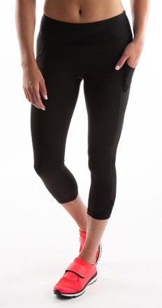 PEARL iZUMi Wander Crop Cycling Tights - Women's 1