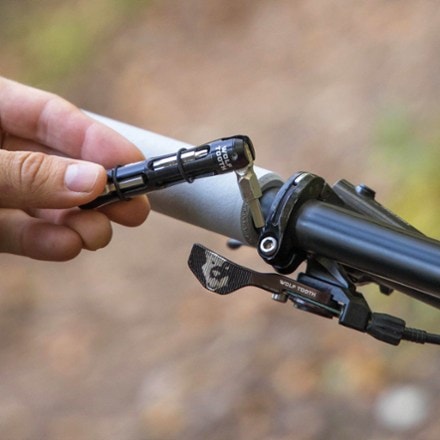Wolf Tooth Components EnCase Bar Kit One 7