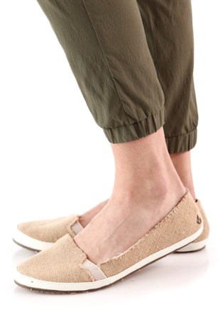 prana sage jogger