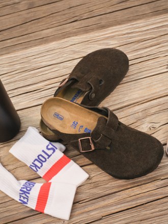 Location Image for Boston Soft Footbed Clogs - Women's