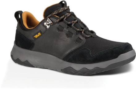 teva mens waterproof shoes