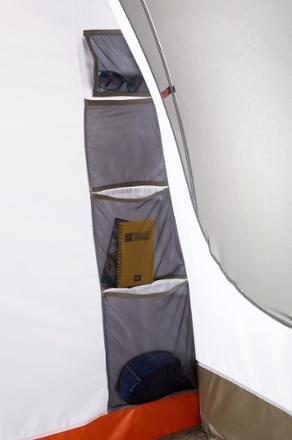 pocket with prop (Sage/Platinum)