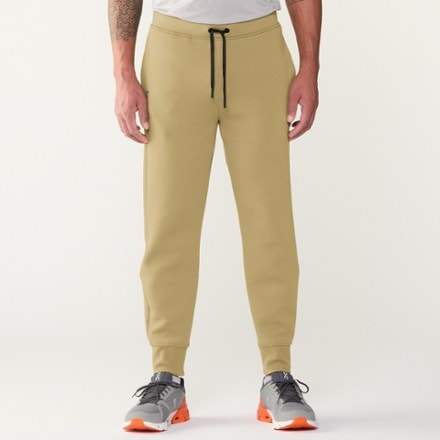 On Focus Tech Sweatpants - Men's 1