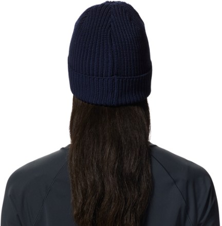 Mountain Hardwear Cabin to Curb Beanie 1