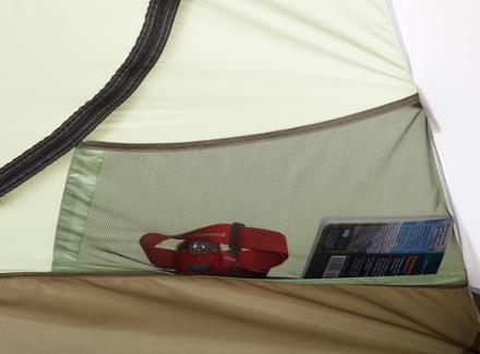 pocket with prop (Sage/Platinum)