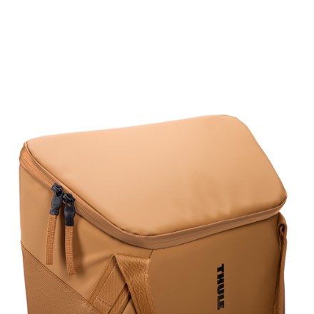 Thule Chasm 21 L Cooler Bag 6