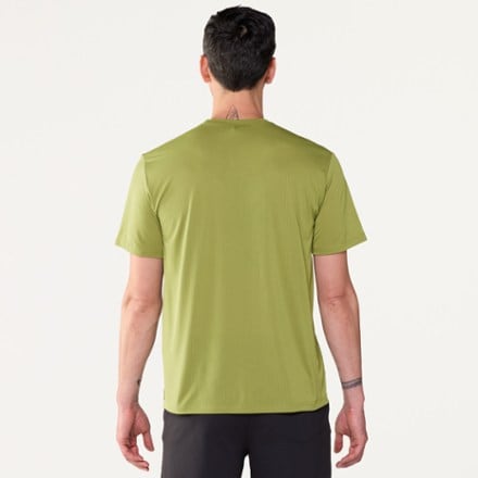 Vuori Strato Breathe T-Shirt - Men's 2