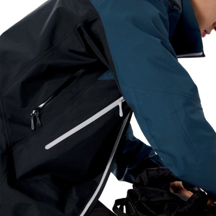 Arc'teryx Beta AR Jacket - Men's 7