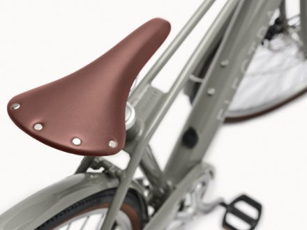 Electra Loft Go! 7D EQ Step-Over Electric Bike 6