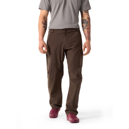 Arc'teryx Men's Cronin Cotton Pants  Green 36 In Waist