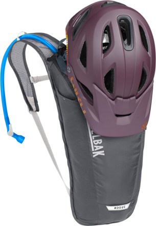 CamelBak Rogue Light 7 L Hydration Pack - Women's 6