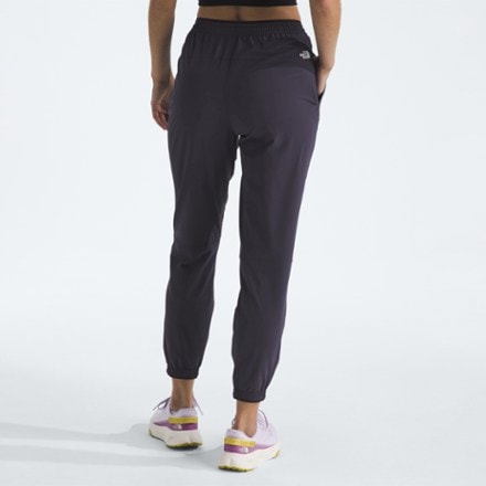 The North Face Wander Joggers 2.0 - Women's 1