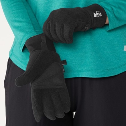 REI Co-op Polartec Fleece Gloves 1