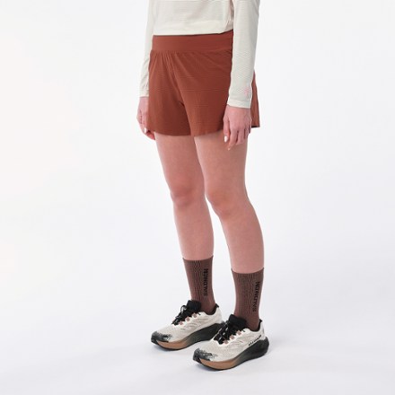 Salomon Sense Aero Stow 4" Shorts - Women's 2