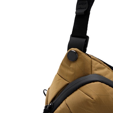 Peak Design Everyday Sling Bag V2 5
