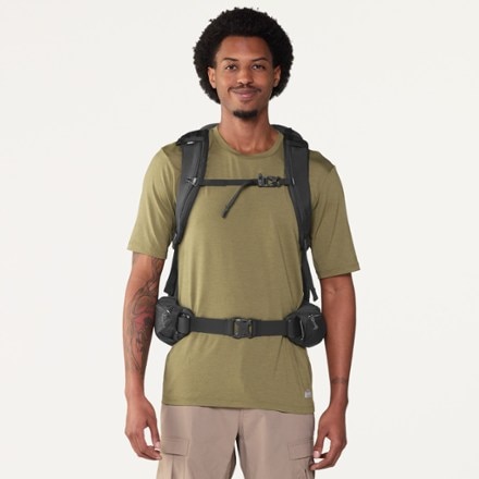 REI Co-op Trail 40 Pack - Men's 3