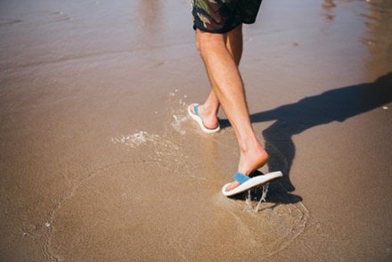 Location Image for Ulele Flip-Flops - Men's
