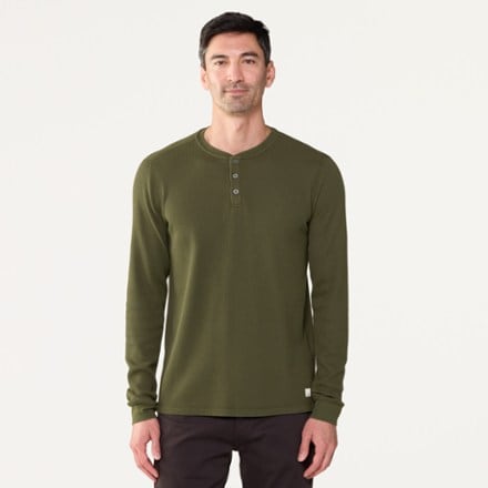 Vuori Waffle Henley Shirt - Men's 1