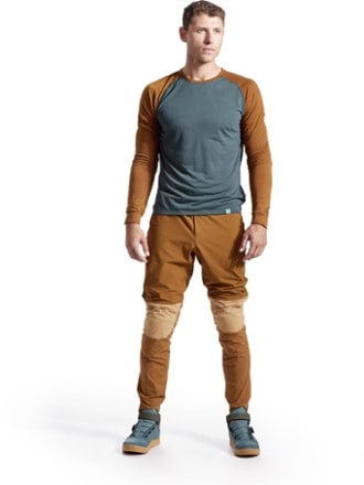 PEARL iZUMi Elevate Bike Pants - Men's 3