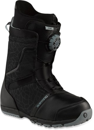 vans aura snowboard boots 2013